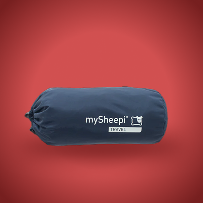 Product TRAVELBAG displayed on a clean background, showing main features and details, no visible text, neutral and inviting presentation